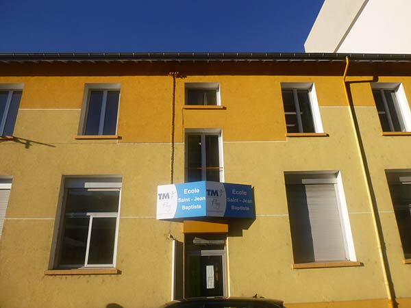 L’attribut alt de cette image est vide, son nom de fichier est R.jpeg.